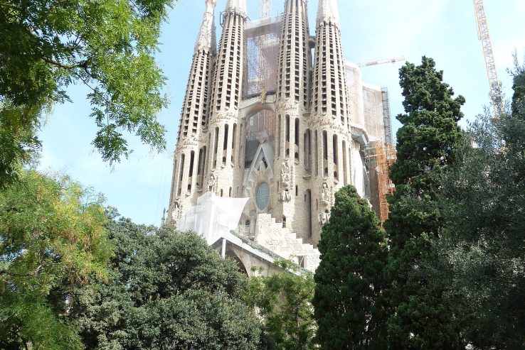 sagrada-familia-854026_1920